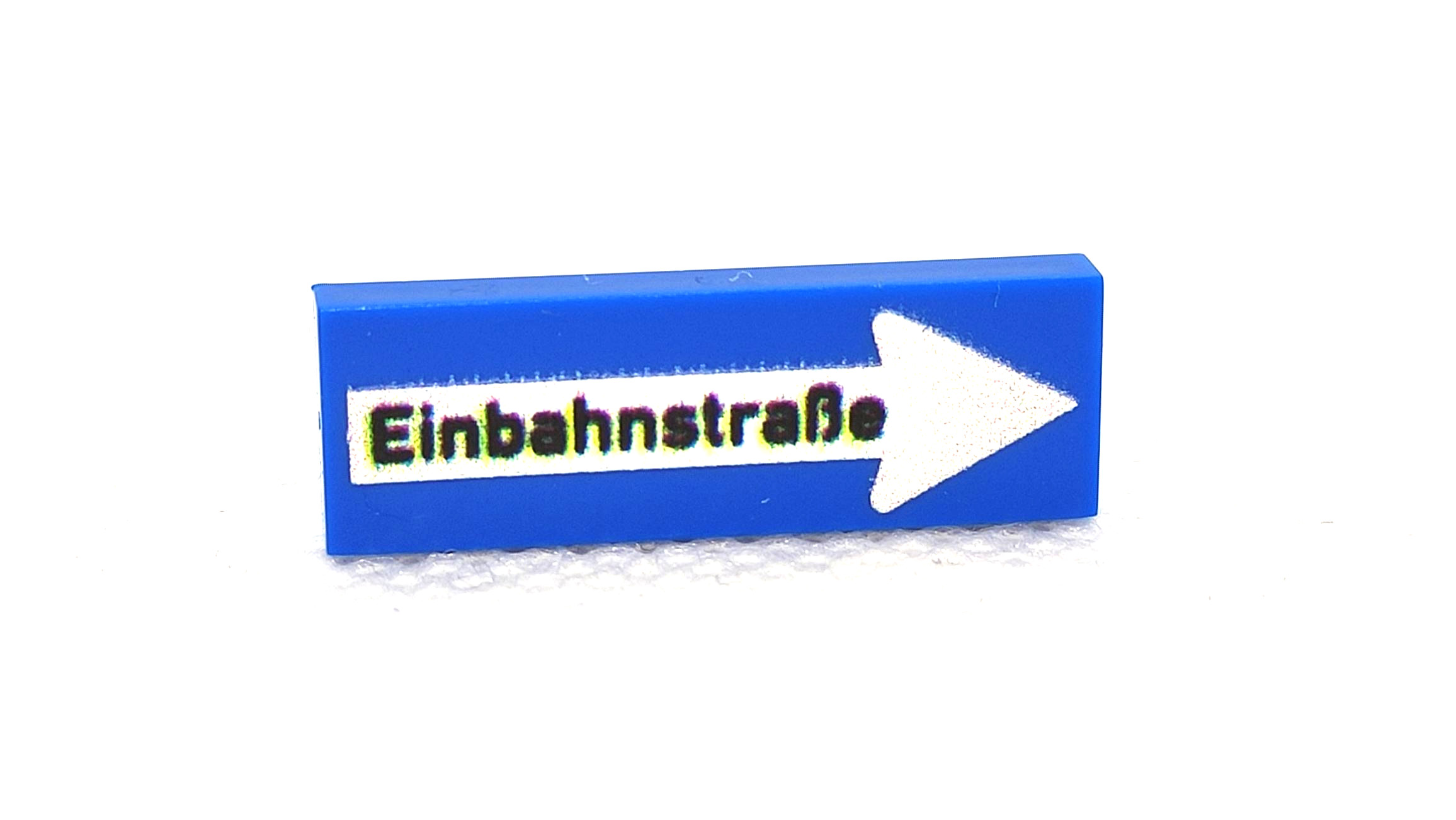 MunichBricks Straßenschild Einbahnstraße